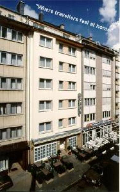 Christophe Colomb Luxembourg Amenities photo