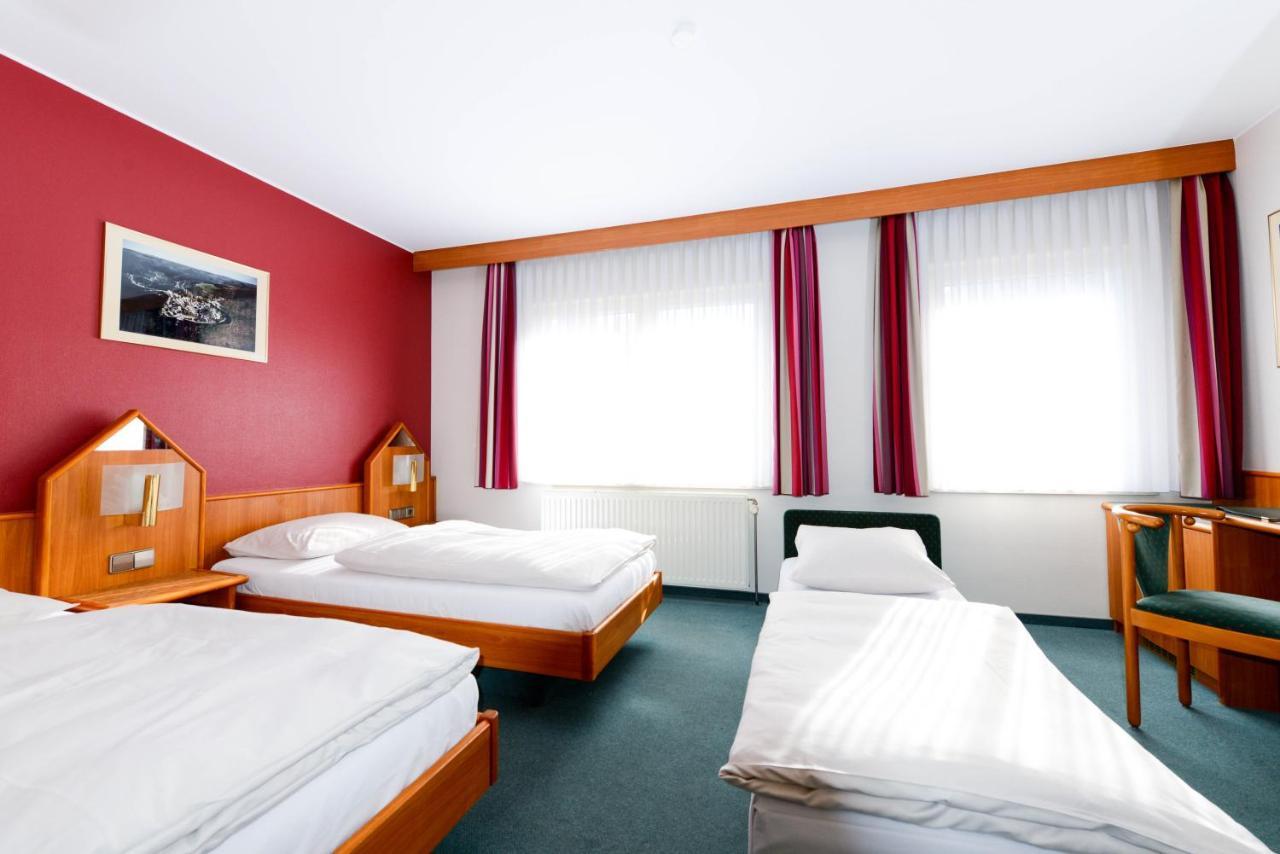 Christophe Colomb Luxembourg Exterior photo