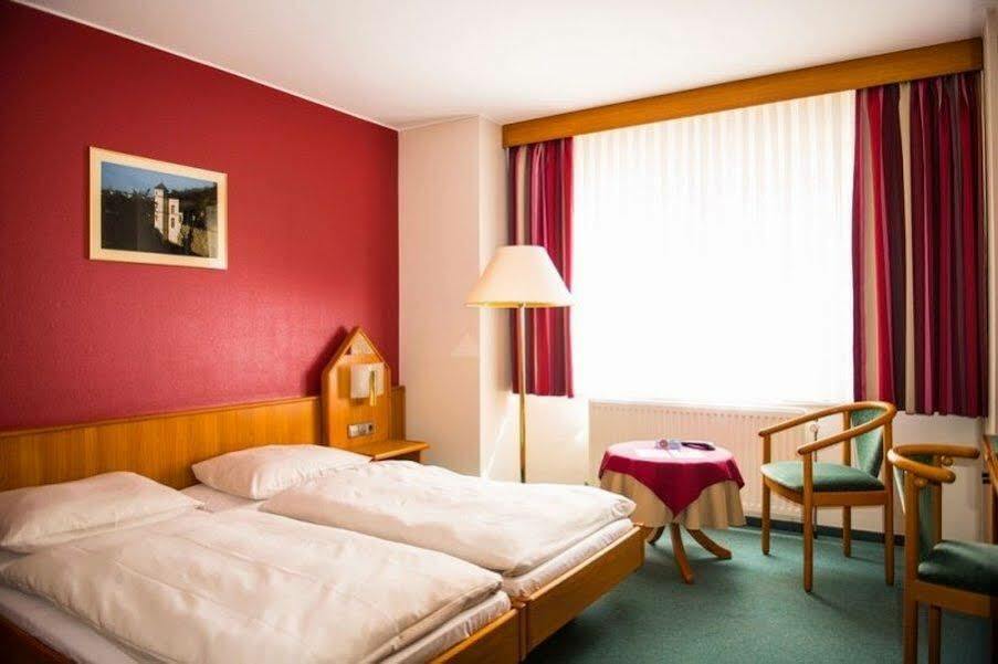 Christophe Colomb Luxembourg Exterior photo